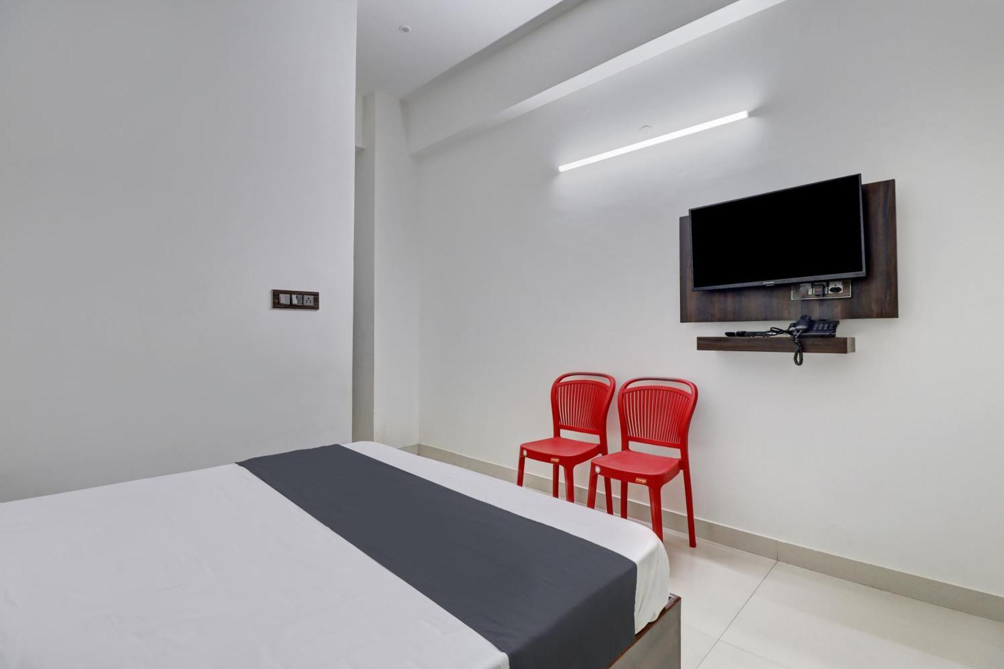 Hotel O J.K. Suites & Rooms Bangalore Eksteriør billede
